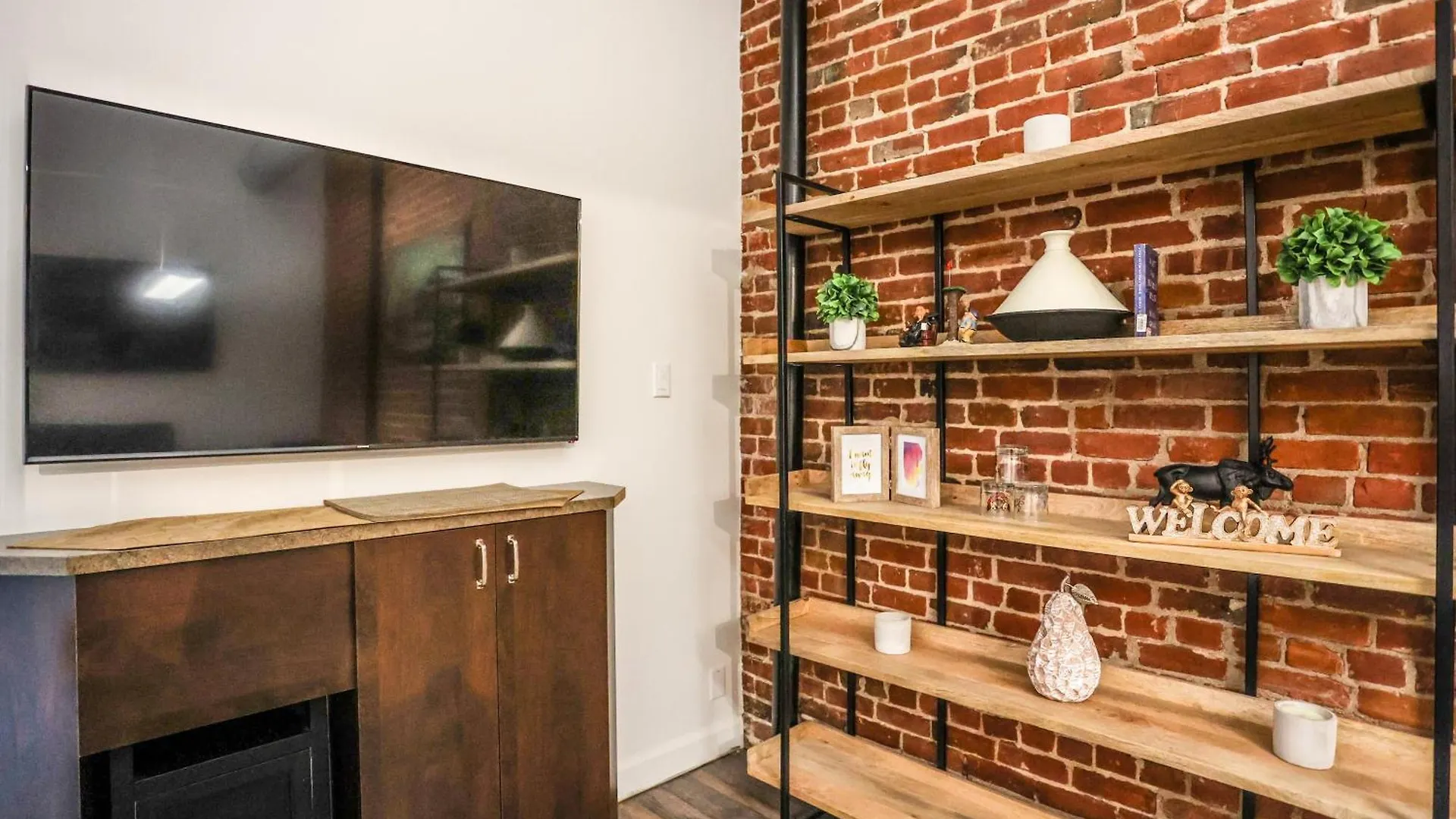 Elegant 3 Bedroom Apartment In Old Port - 201 Montréal