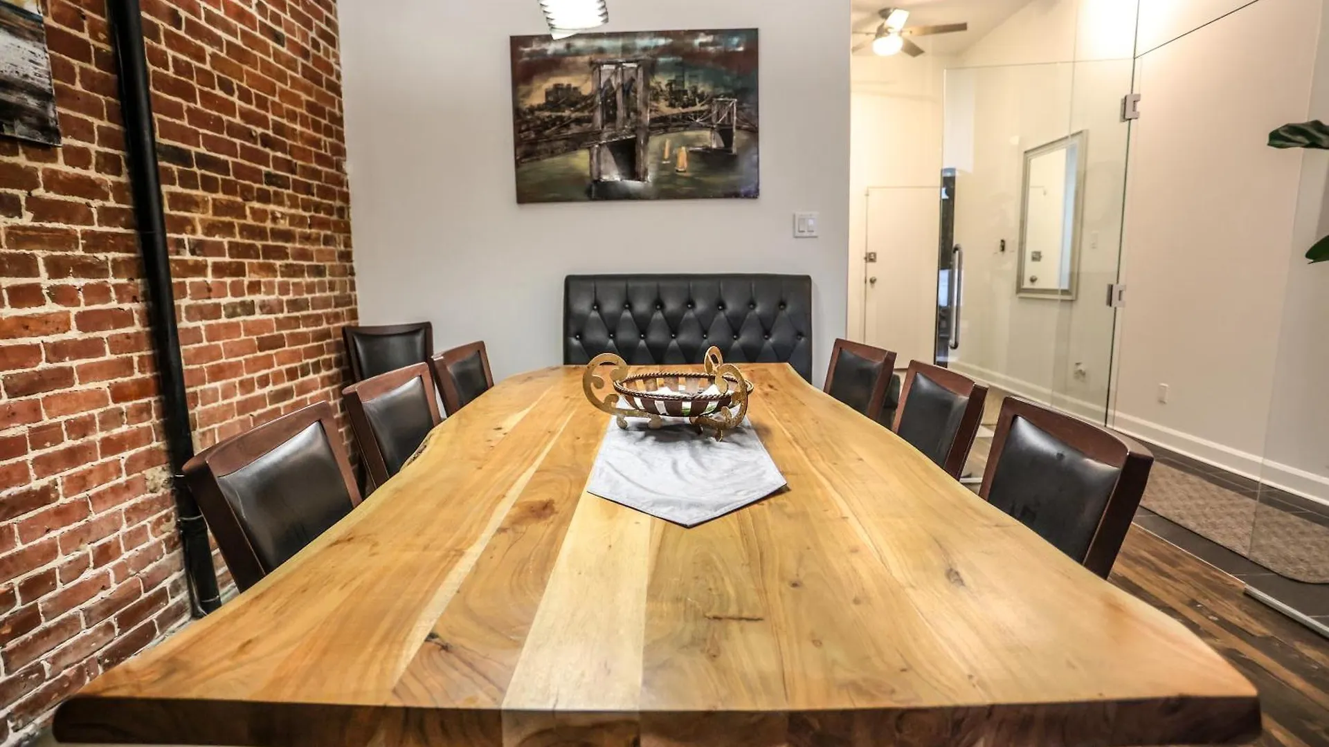 Elegant 3 Bedroom Apartment In Old Port - 201 Montréal