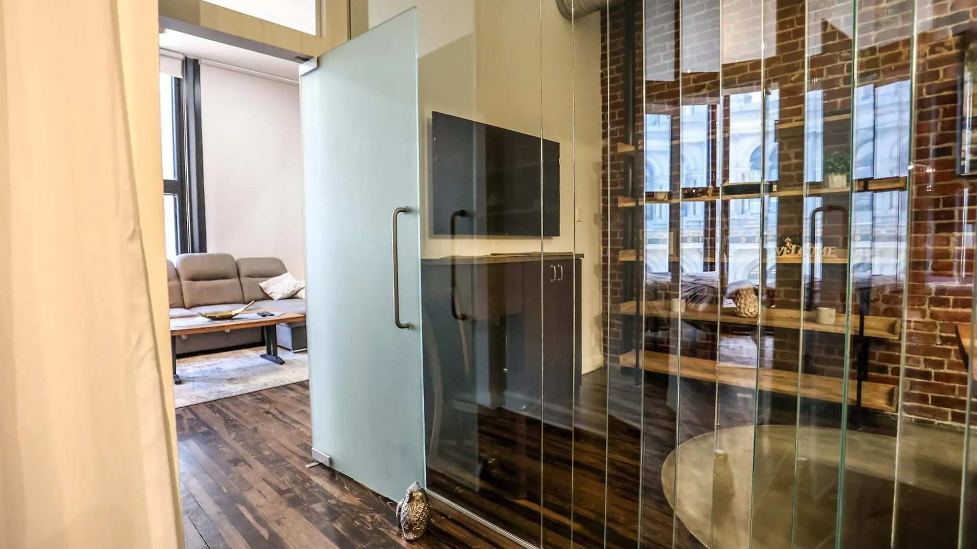 Elegant 3 Bedroom Apartment In Old Port - 201 Montréal