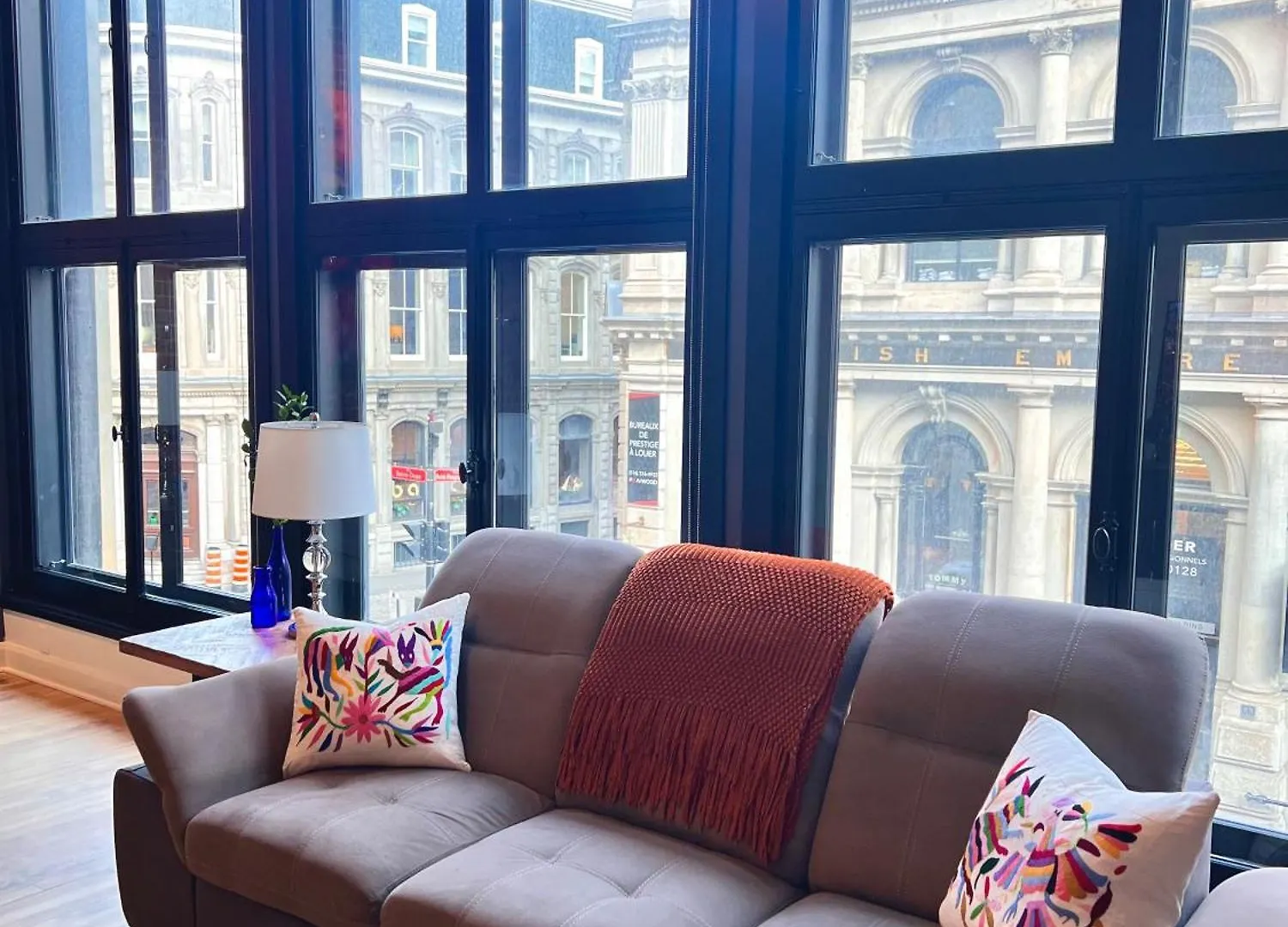 Elegant 3 Bedroom Apartment In Old Port - 201 Montréal