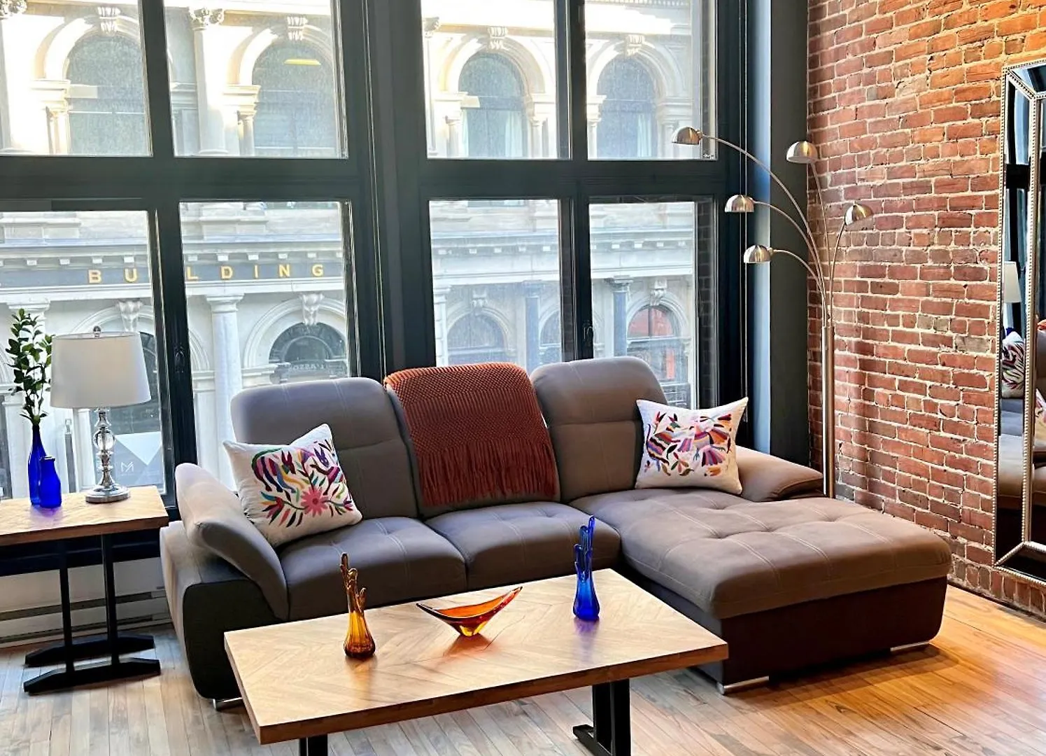 Elegant 3 Bedroom Apartment In Old Port - 201 Montréal